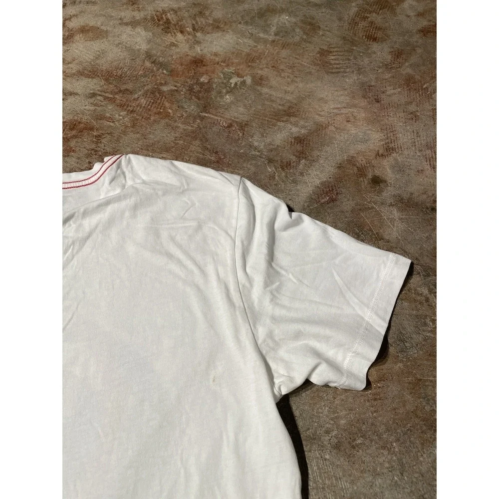 True Religion Graphic White T Shirt Size‎ L